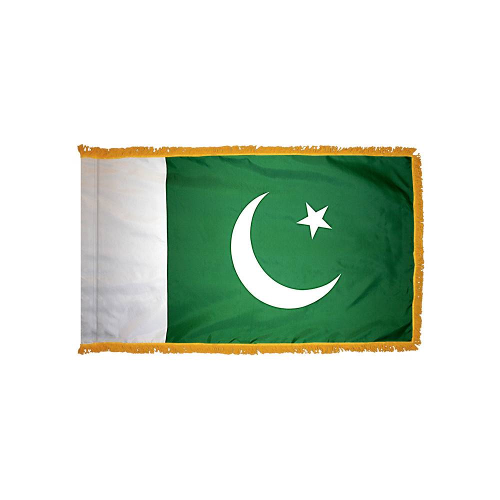 Pakistan Flag with Polesleeve & Fringe